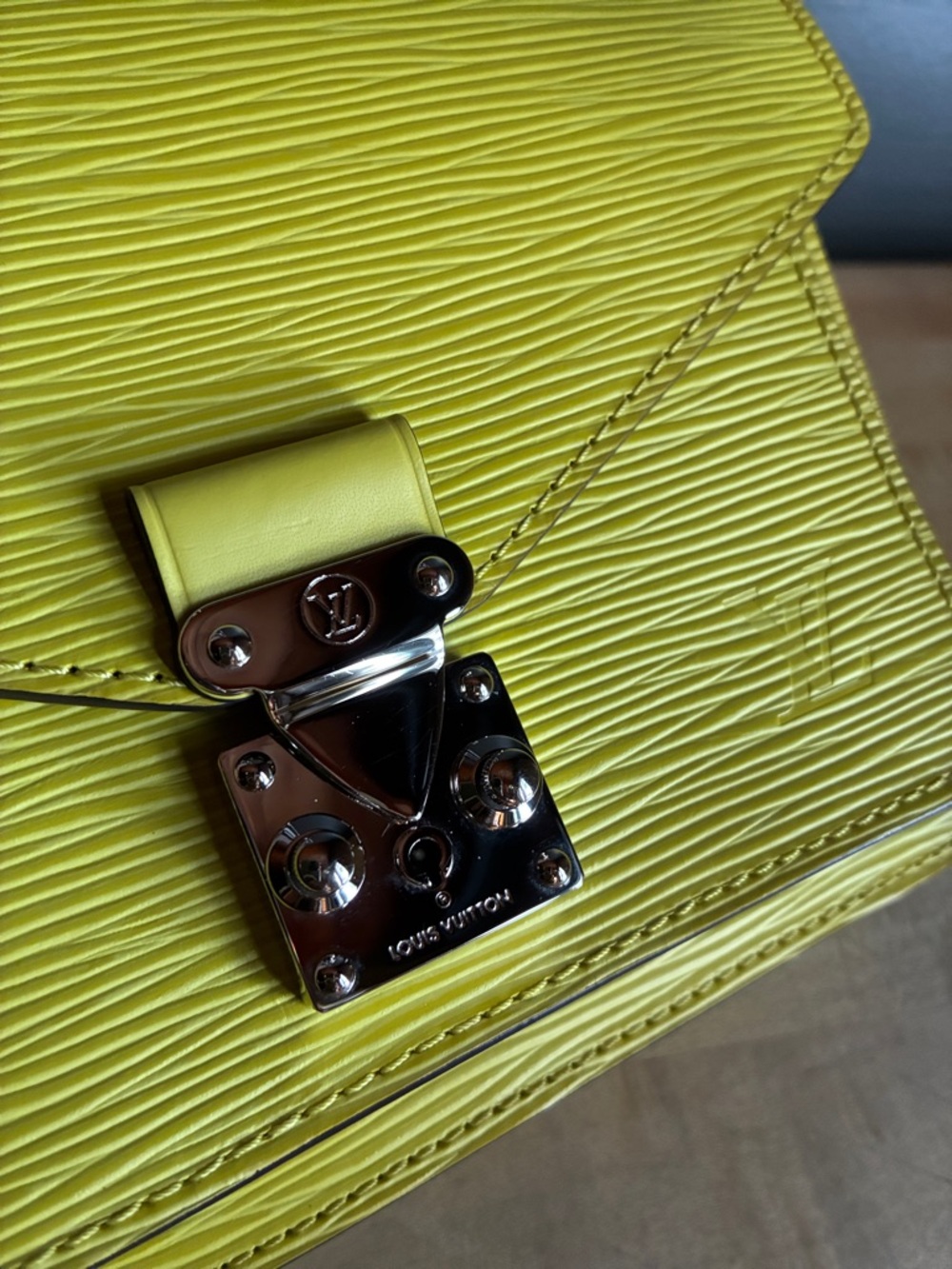 Louis Vuitton Epi Monceau BB Yellow! - Picture 11 of 15